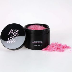 ملح الحمام الفوّار من مجموعة  PRETTY BUT WILD